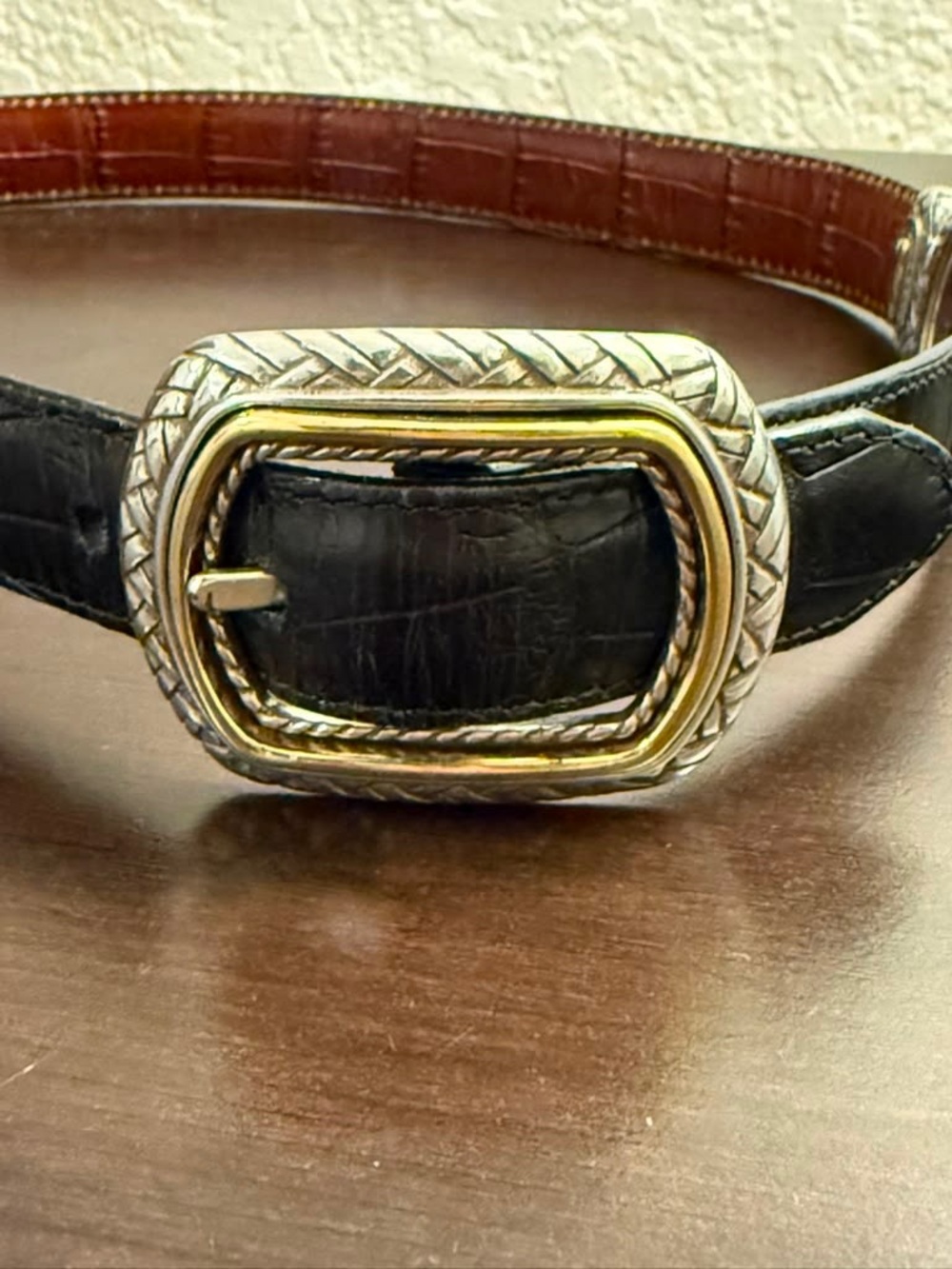 Vintage Reversible Black Brown Croc Embossed Leather Belt Western Size 28 S/M - Picture 13 of 15